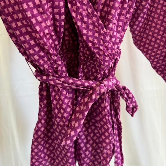 Lane Bryant Women's Plus Size 18/20 Wrap Purple/pink mini floral top - Picture 3 of 7